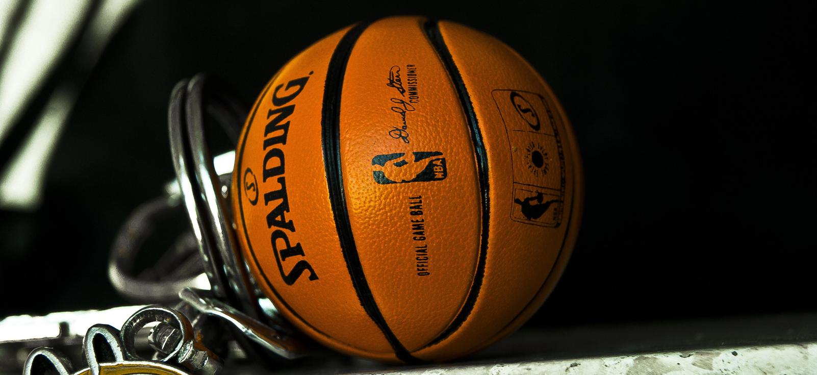 basketball racontr.jpg